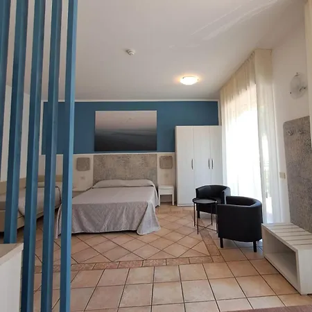 דירה I Monolocali Del Boccaccio מילאנו מריטימה